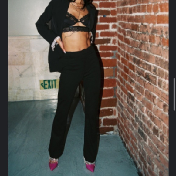 Princess Polly, Size 4. Black with Rhinestones on Arm Cuffs and Pant Legs. NWT - Picture 6 of 7